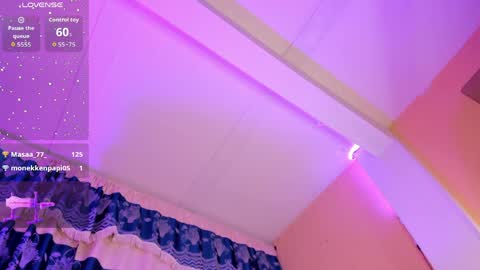 Snapshot of manuelaevans_ chatting on 04-30-26, 01:01 Manuela online show from 04-30-26, 01:01