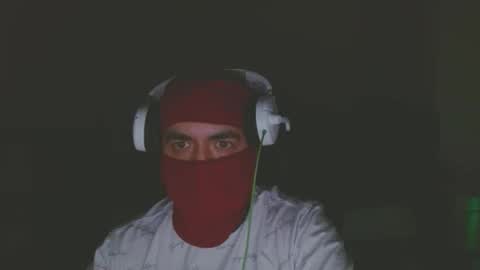 ManuelValentine online show from 02-05-26, 01:10