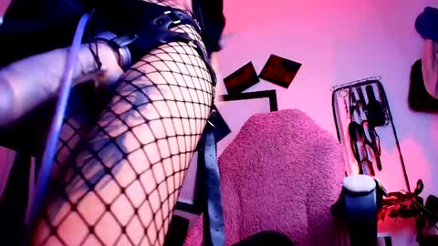 manuevans10 online show from 10-20-25, 09:37