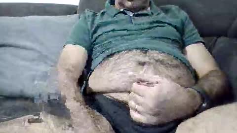 Snapshot of manuv chatting on 10-26-25, 12:38 manuv online show from 10-26-25, 12:38