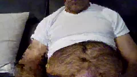 Snapshot of manuv chatting on 04-15-26, 12:28 manuv online show from 04-15-26, 12:28