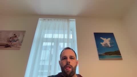 manynaaamess online show from 12-19-25, 12:12