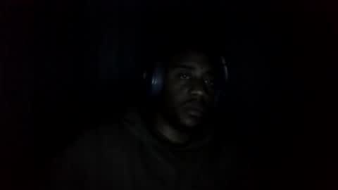 Snapshot of manzzanada chatting on 03-22-26, 10:35 manzzanada online show from 03-22-26, 10:35