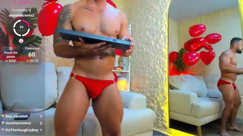 MAOFENIX online show from 02-15-25, 06:33