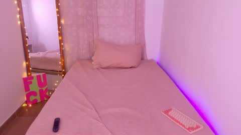     online show from 05-12-26, 06:10