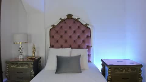 Mara online show from 11-17-25, 03:45