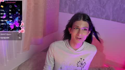 Snapshot of mara_friendboy chatting on 12-12-24, 11:36 Mara online show from 12-12-24, 11:36