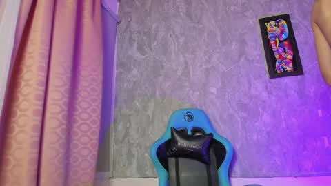 Snapshot of mara_friendboy chatting on 01-24-25, 11:23 Mara online show from 01-24-25, 11:23