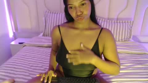 Snapshot of mara_sex chatting on 10-08-25, 11:57 pao online show from 10-08-25, 11:57