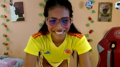Mara 3 online show from 06-17-26, 01:34