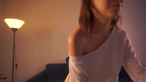 Eva online show from 10-19-25, 05:52