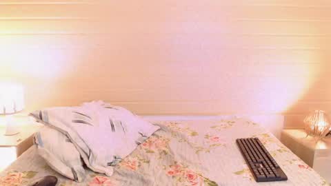 Hi im Mara  online show from 05-02-26, 07:08