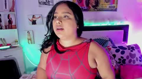 maralinette22 online show from 01-30-25, 08:21