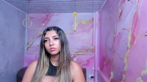 Maraluna online show from 05-11-26, 04:04