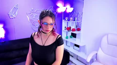 Snapshot of maramartinez_ chatting on 05-01-26, 06:23 maramartinez_ online show from 05-01-26, 06:23
