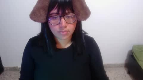 Snapshot of marasilk chatting on 09-24-25, 01:36 Mara Silk online show from 09-24-25, 01:36