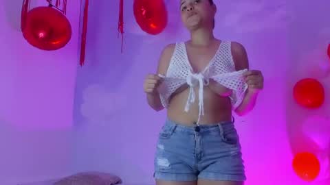 maraxrivera online show from 02-19-25, 05:38