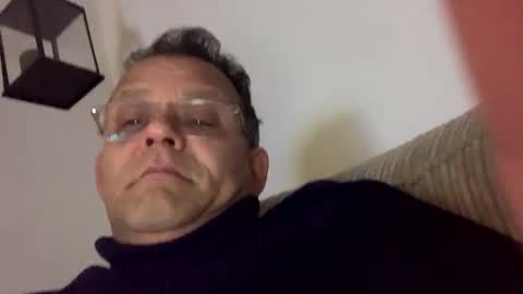 marc280384 online show from 03-03-25, 04:03