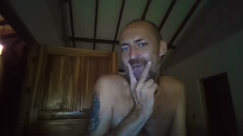 marc_cereza online show from 10-01-25, 02:06