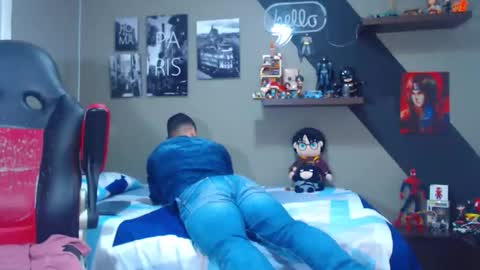 Snapshot of marcel_craw0796 chatting on 02-10-26, 01:59 MARCEL online show from 02-10-26, 01:59