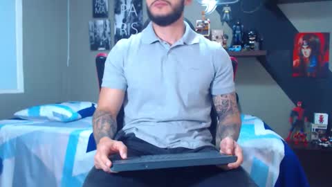 Snapshot of marcel_craw0796 chatting on 02-19-26, 02:46 MARCEL online show from 02-19-26, 02:46