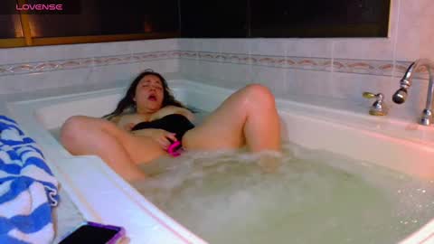 marcela2101s online show from 11-08-25, 11:25