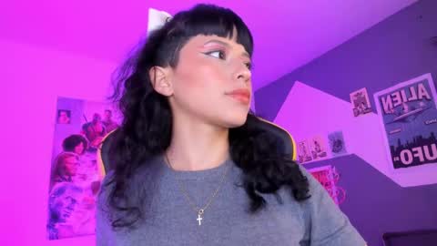 Snapshot of marcelinee__ chatting on 01-16-25, 11:27 Marce  online show from 01-16-25, 11:27