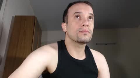 Snapshot of marcelsoltero chatting on 02-20-25, 06:17 marcnashio online show from 02-20-25, 06:17