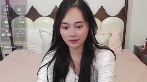 Snapshot of marcialena chatting on 11-20-25, 06:13 Lena online show from 11-20-25, 06:13