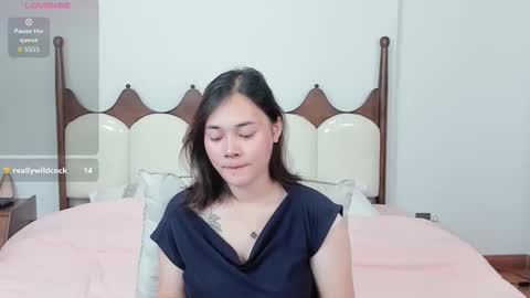 Snapshot of marcialena chatting on 03-10-26, 11:32 Lena online show from 03-10-26, 11:32