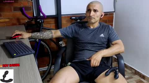 Marck  Independent model  online show from 11-14-25, 01:04