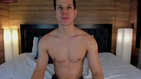 Snapshot of marcosullivan_ chatting on 10-12-25, 11:31 Marco Sullivan online show from 10-12-25, 11:31