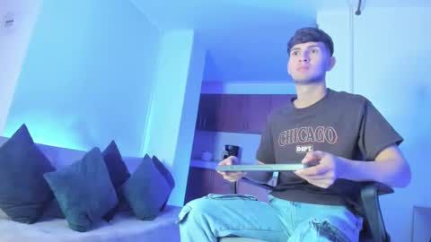 marcus_fire online show from 02-03-25, 05:07