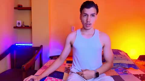 Snapshot of marcus_hanks chatting on 10-03-25, 03:47 Marcus Hanks online show from 10-03-25, 03:47