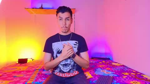 Snapshot of marcus_hanks chatting on 10-25-25, 02:41 Marcus Hanks online show from 10-25-25, 02:41