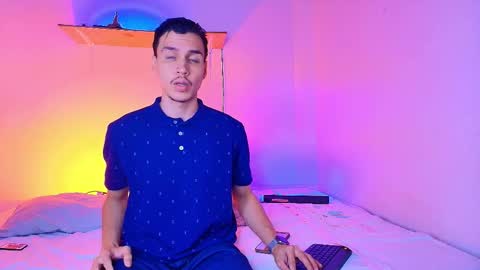 Snapshot of marcus_hanks chatting on 11-03-25, 03:08 Marcus Hanks online show from 11-03-25, 03:08