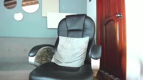 Marcus Jax1 online show from 10-27-25, 02:15