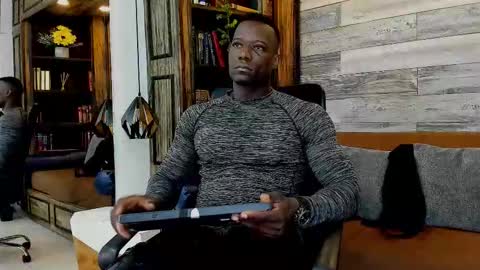 Marcusssss online show from 12-21-25, 04:25