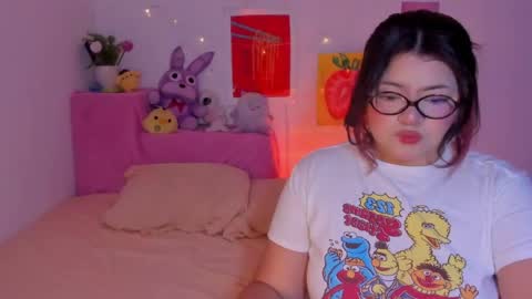 Snapshot of marcy_grey chatting on 04-14-26, 01:22 danna online show from 04-14-26, 01:22