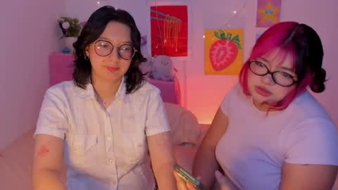 Snapshot of marcy_grey chatting on 05-08-26, 05:35 danna online show from 05-08-26, 05:35