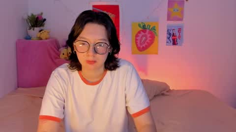 Snapshot of marcy_grey chatting on 05-28-26, 03:15 danna online show from 05-28-26, 03:15