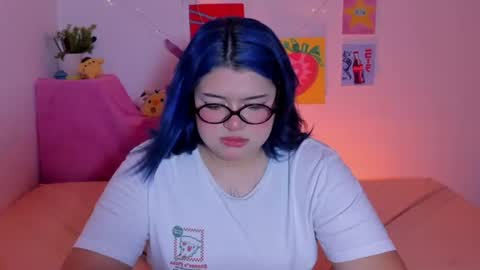 Snapshot of marcy_grey chatting on 06-12-26, 01:59 danna online show from 06-12-26, 01:59