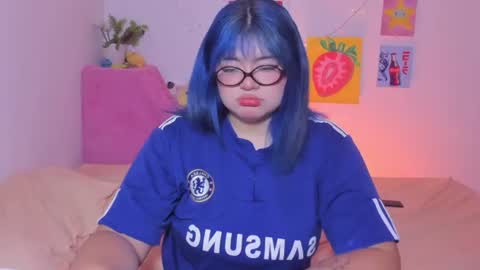 Snapshot of marcy_grey chatting on 06-21-26, 04:15 danna online show from 06-21-26, 04:15