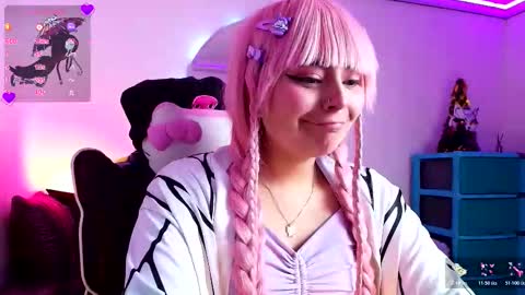 Marceline online show from 11-22-25, 01:54