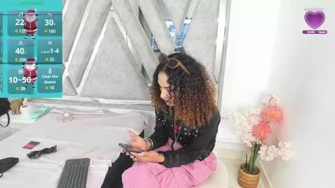 marfilastrom online show from 12-19-24, 04:45