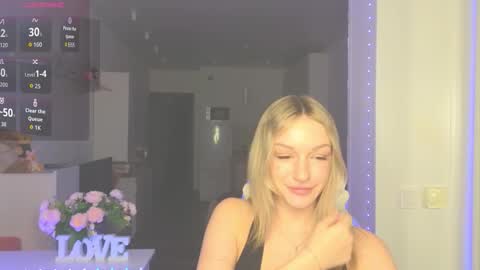 Margaret online show from 11-04-25, 01:38