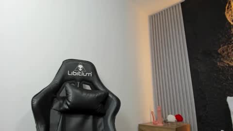 M A R G I E online show from 12-22-25, 12:35