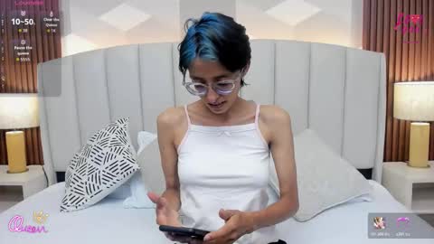 Aitana online show from 03-10-26, 01:43