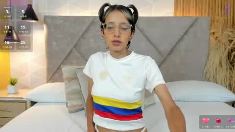 Aitana online show from 06-12-26, 07:02