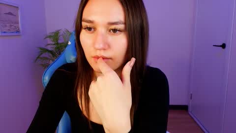 Snapshot of margeritirell chatting on 10-13-25, 07:08 Margo online show from 10-13-25, 07:08